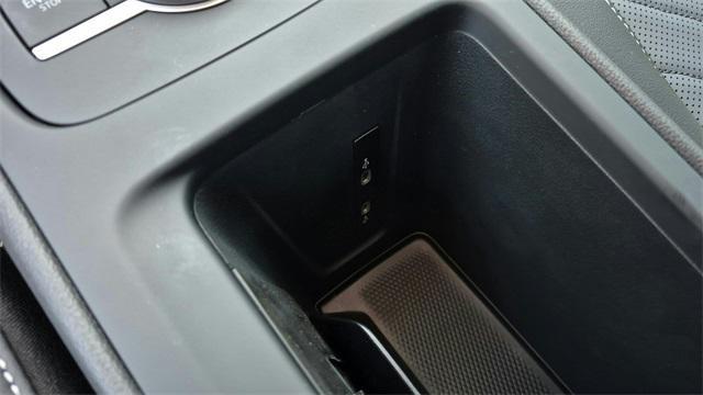 Photo of 2025 Pyrite Silver Metallic Volkswagen Tiguan