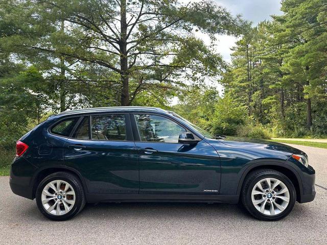 Photo of 2013 Blue BMW X1