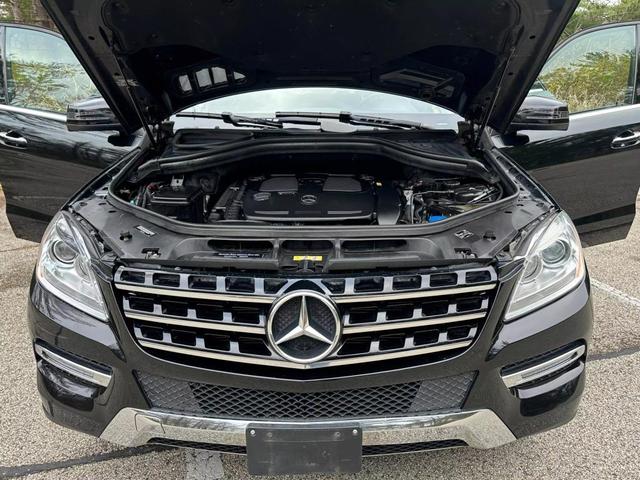 Photo of 2015 Black Mercedes-Benz M-Class
