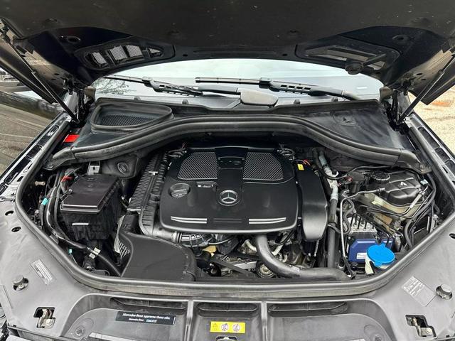 Photo of 2015 Black Mercedes-Benz M-Class