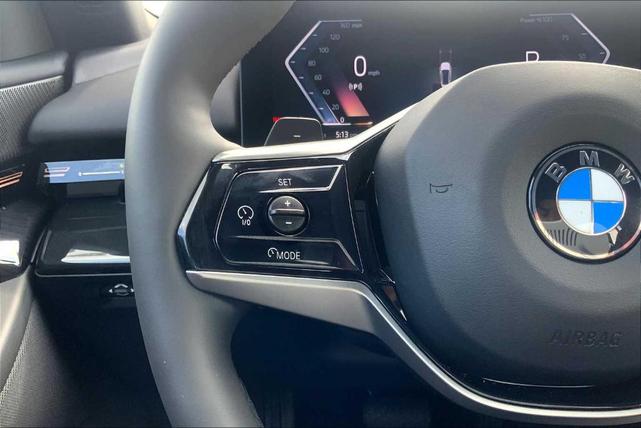 Photo of 2025 Alpine White BMW 530
