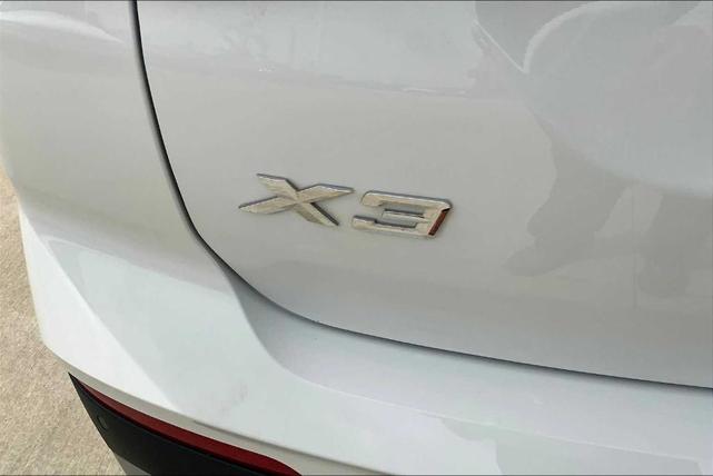 Photo of 2022 Alpine White BMW X3