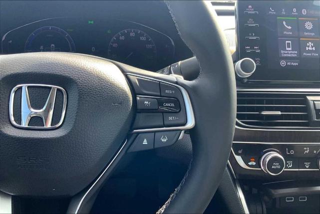Photo of 2022 Platinum White Pearl Honda Accord Hybrid
