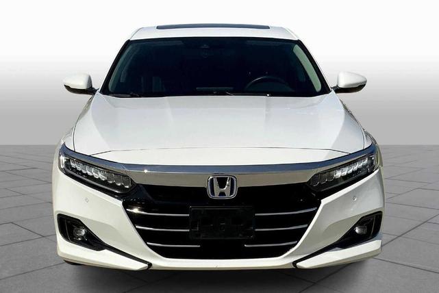 Photo of 2022 Platinum White Pearl Honda Accord Hybrid