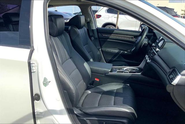 Photo of 2022 Platinum White Pearl Honda Accord Hybrid