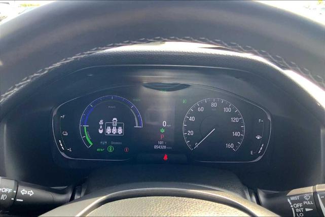 Photo of 2022 Platinum White Pearl Honda Accord Hybrid