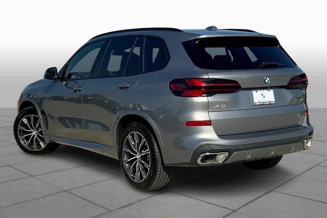 Photo of 2024 Gray Metallic BMW X5