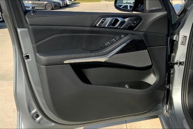 Photo of 2024 Gray Metallic BMW X5