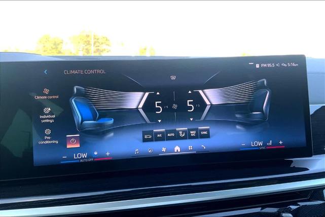 Photo of 2024 Gray Metallic BMW X5