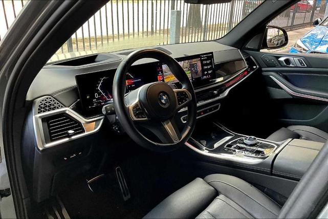 Photo of 2024 Gray Metallic BMW X5