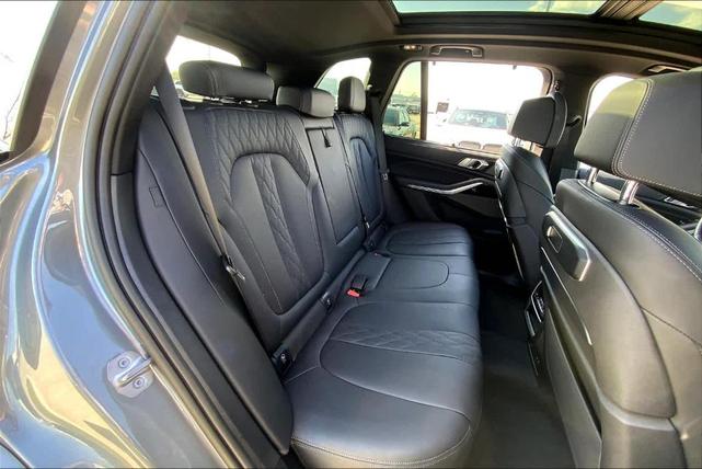 Photo of 2024 Gray Metallic BMW X5