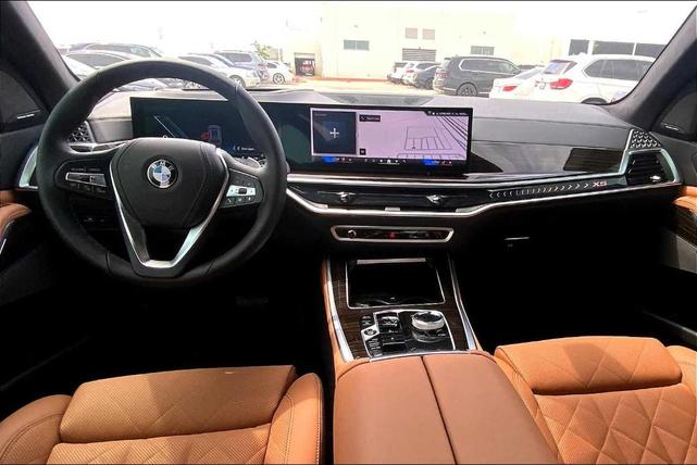 Photo of 2024 Gray Metallic BMW X5