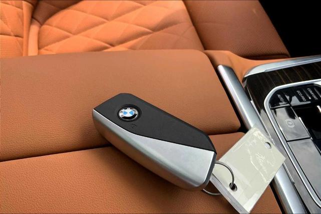 Photo of 2024 Gray Metallic BMW X5