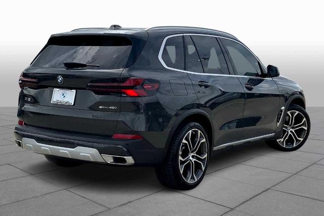 Photo of 2024 Gray Metallic BMW X5