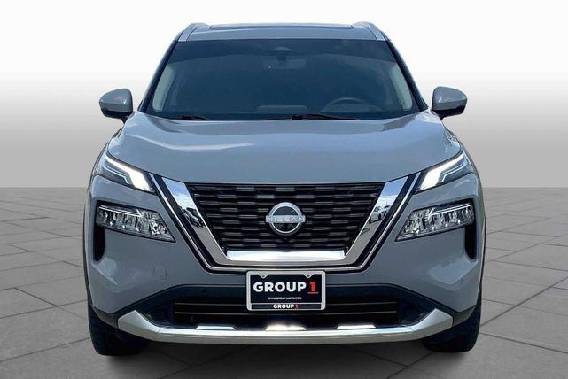 Photo of 2023 Boulder Gray Pearl Nissan Rogue