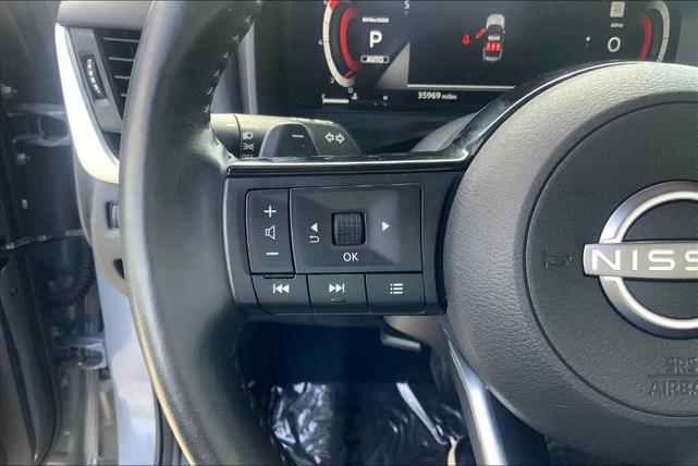 Photo of 2023 Boulder Gray Pearl Nissan Rogue