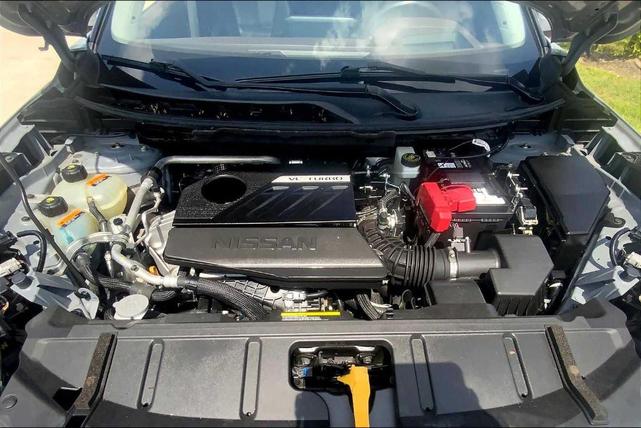 Photo of 2023 Boulder Gray Pearl Nissan Rogue