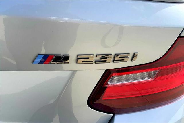 Photo of 2016 Glacier Silver Metallic BMW M235