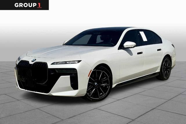 2025 BMW 740