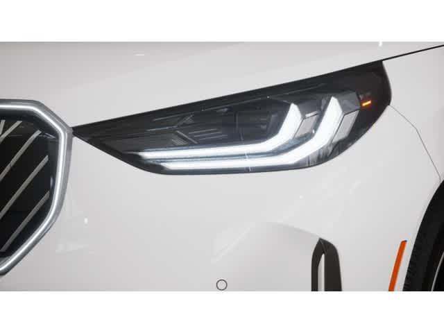 Photo of 2025 White BMW X3