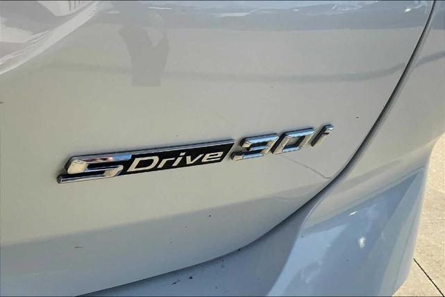 Photo of 2022 Mineral White Metallic BMW X3