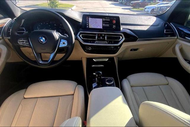 Photo of 2022 Mineral White Metallic BMW X3