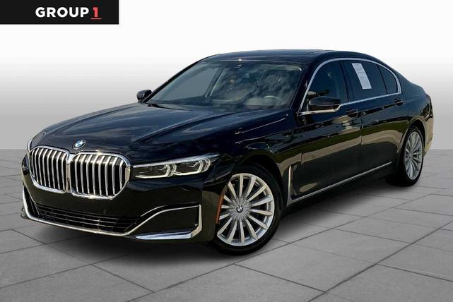 2022 BMW 740