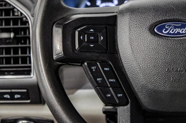 Photo of 2022 Oxford White Ford F-350