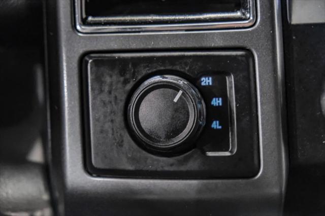 Photo of 2022 Oxford White Ford F-350