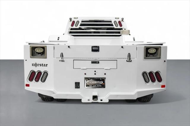 Photo of 2022 Oxford White Ford F-350