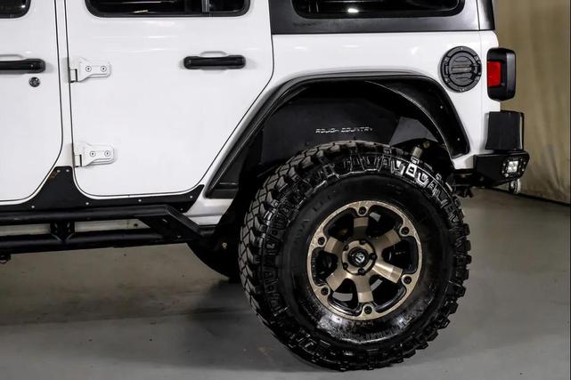 Photo of 2018 Bright White Clearcoat Jeep Wrangler Unlimited