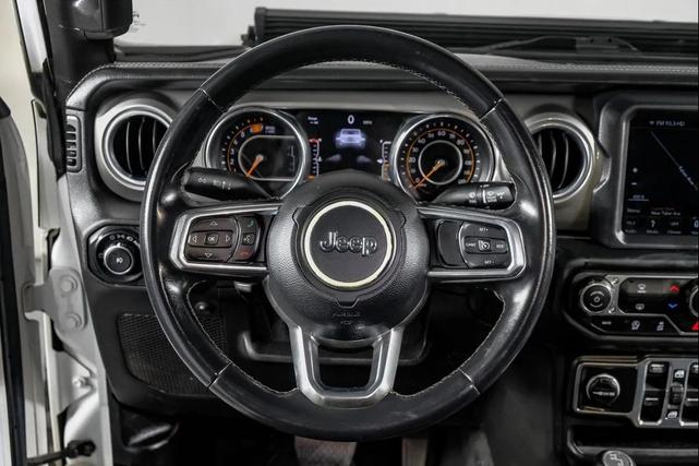 Photo of 2018 Bright White Clearcoat Jeep Wrangler Unlimited