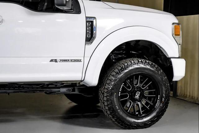 Photo of 2022 White Ford F-250