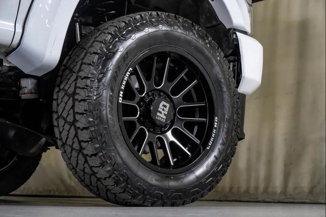 Photo of 2022 White Ford F-250