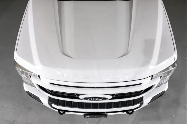 Photo of 2022 White Ford F-250