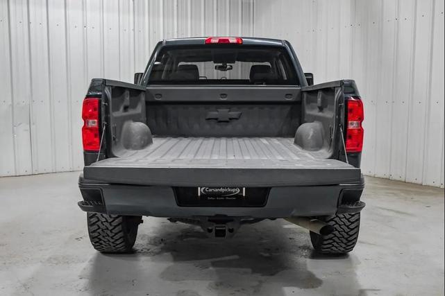 Photo of 2019 Graphite Metallic Chevrolet Silverado 2500