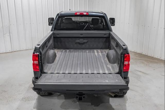 Photo of 2019 Graphite Metallic Chevrolet Silverado 2500