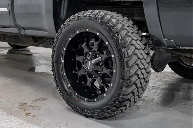 Photo of 2019 Graphite Metallic Chevrolet Silverado 2500