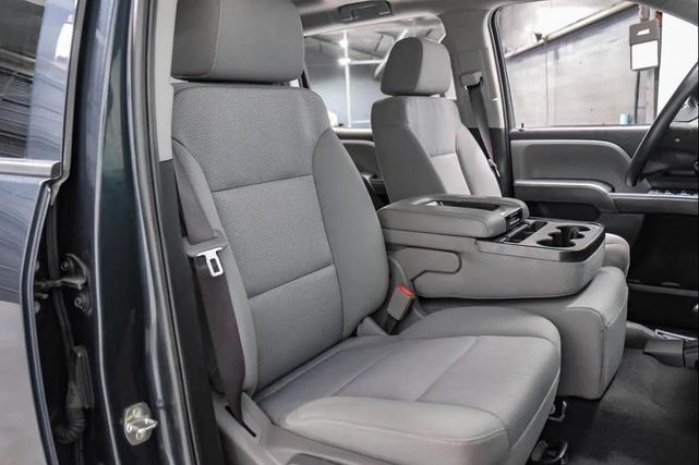 Photo of 2019 Graphite Metallic Chevrolet Silverado 2500
