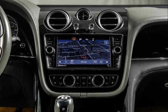 Photo of 2018 Gray Bentley Bentayga