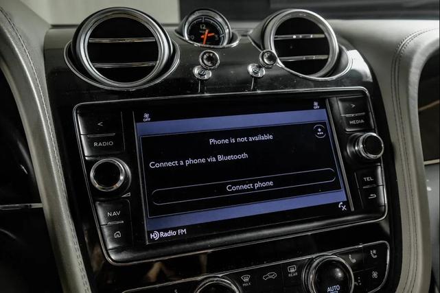Photo of 2018 Gray Bentley Bentayga