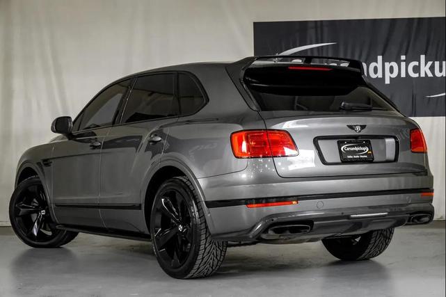 Photo of 2018 Gray Bentley Bentayga