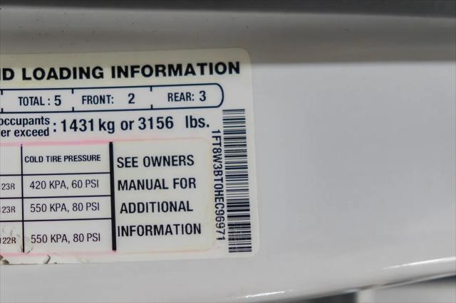Photo of 2017 Off white Ford F-350