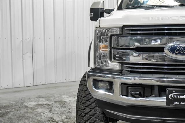 Photo of 2017 Off white Ford F-350