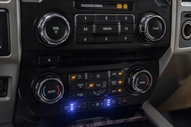 Photo of 2017 Off white Ford F-350