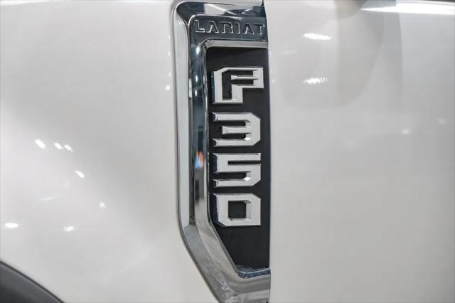 Photo of 2017 Off white Ford F-350