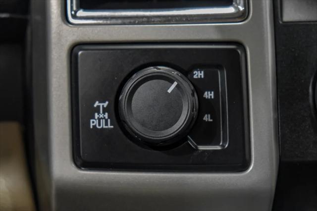 Photo of 2017 Off white Ford F-350