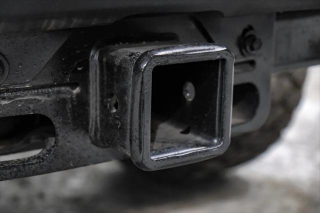 Photo of 2017 Off white Ford F-350