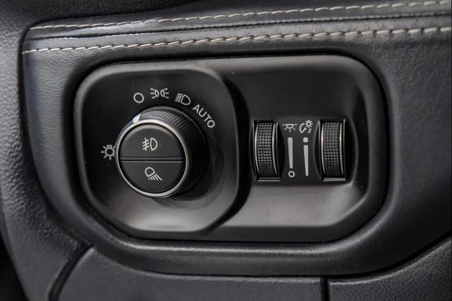 Photo of 2022 Patriot Blue Pearlcoat RAM 2500