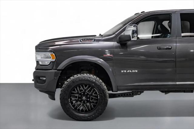 Photo of 2024 Granite Crystal Metallic Clearcoat RAM 2500